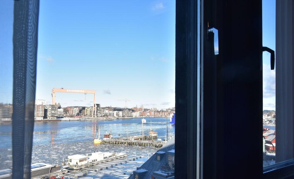 Quality Waterfront 4*