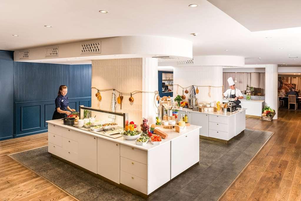Hotel Quality Waterfront 4*